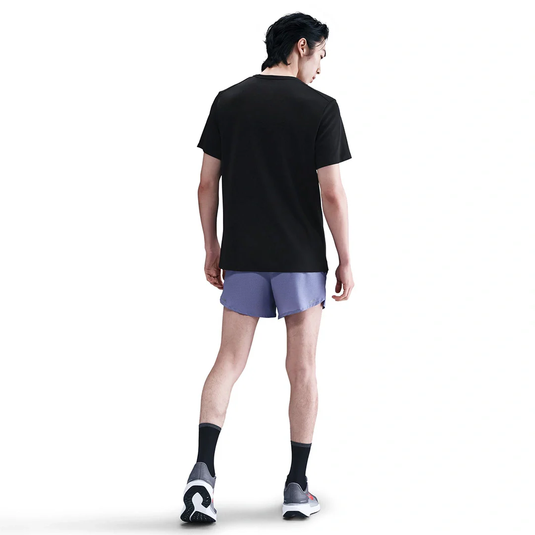 Nike Miler Men Dri-FIT UV Running Top | HV2136-010 - Image 4